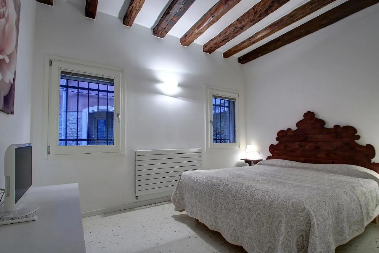 Guggenheim Next 10Pax, Aircond, Wifi Apartment Venice 0*,