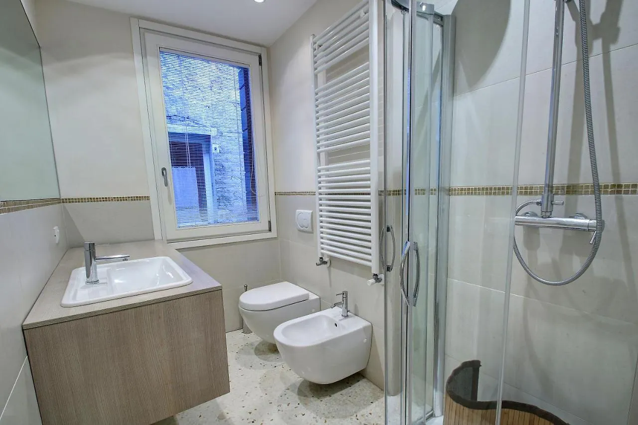 Guggenheim Next 10Pax, Aircond, Wifi Apartment Venice